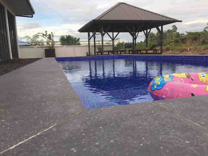 48andsunny, Stijlvolle Tropische Villa Met Zwembad - Suriname