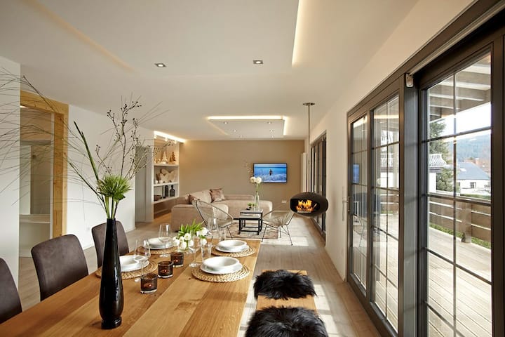 La Maison Titisee - 5* Luxury Design Holiday Home - Titisee-Neustadt