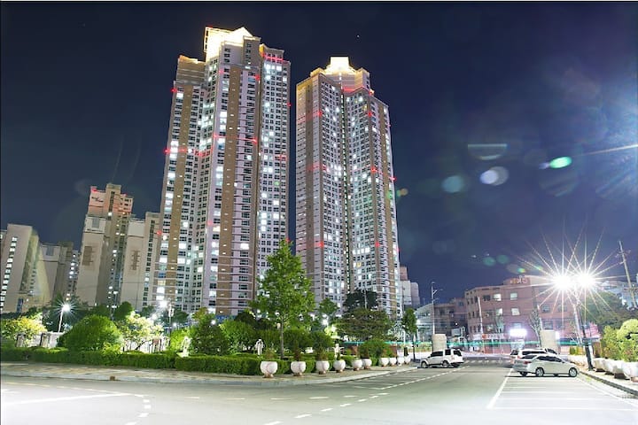 Open Price) New Apartment - With Full Interior - Suwon-si