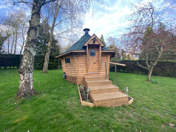 Scandinavian Cabin In Its Own Little Wood. - Oakham