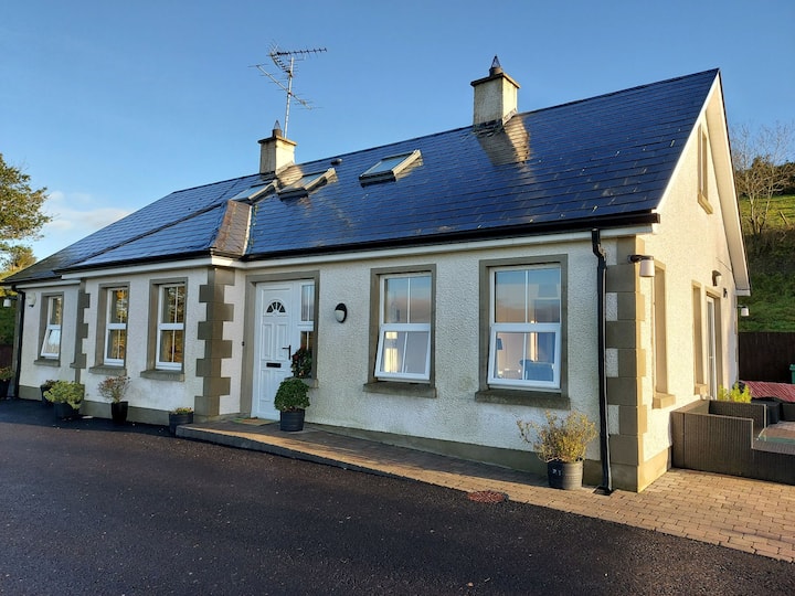 Quiet Cottage, Plenty Of Space And Stunning Views - Fermanagh