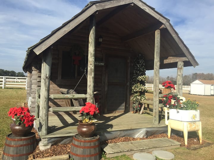 Horse Farm Cabin - North Carolina