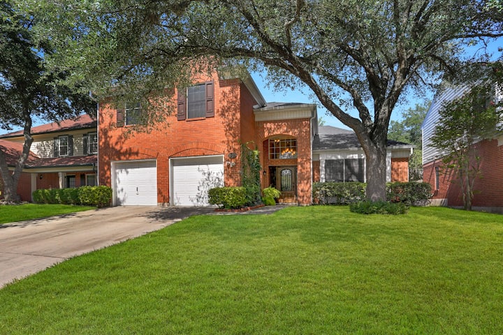 Beautiful Luxury Home, In The ❤ Of The Nw Side - San Antonio, TX