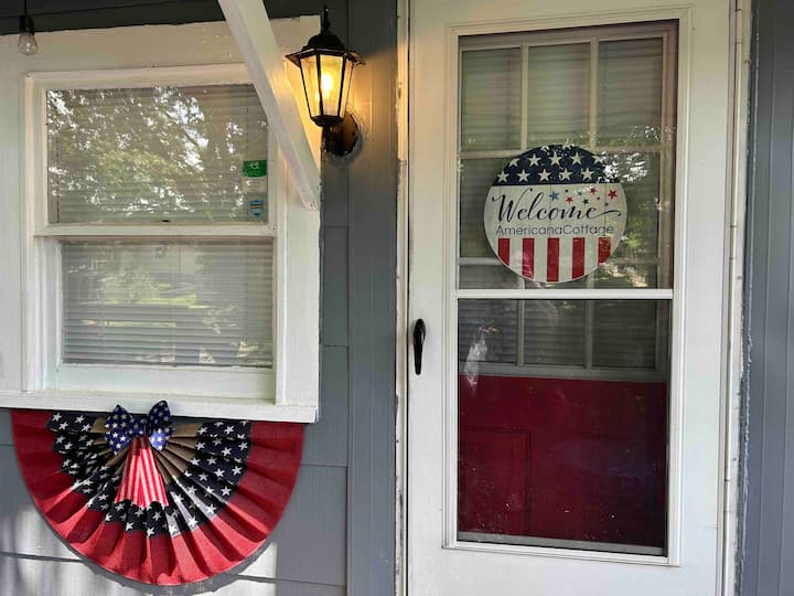 Americana Cottage At Luna Park Historic District - Charleston