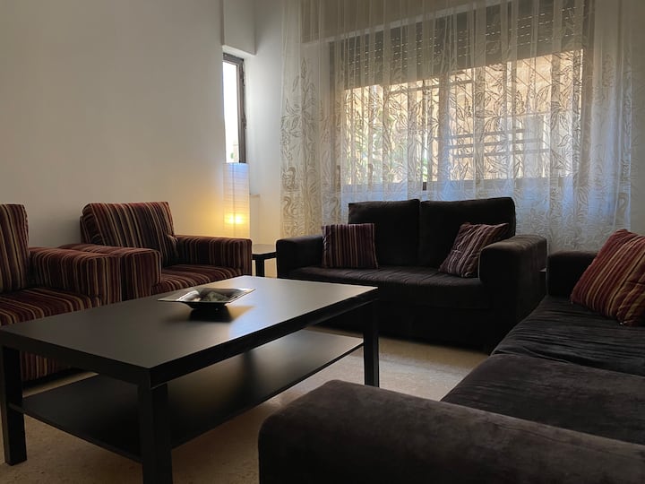 Quiet Place Apartment In Jabal Al Lweibdeh - عمّان