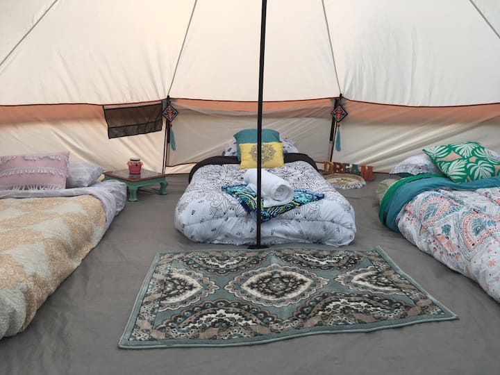 Camping Equipment And A Car Rent - Hunananiho, Waimanalo