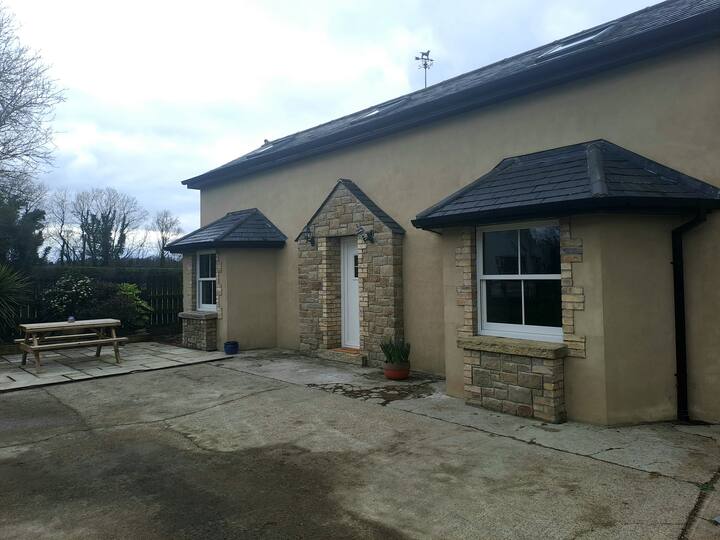 Rural Cottage Close To All Amenities - Clane