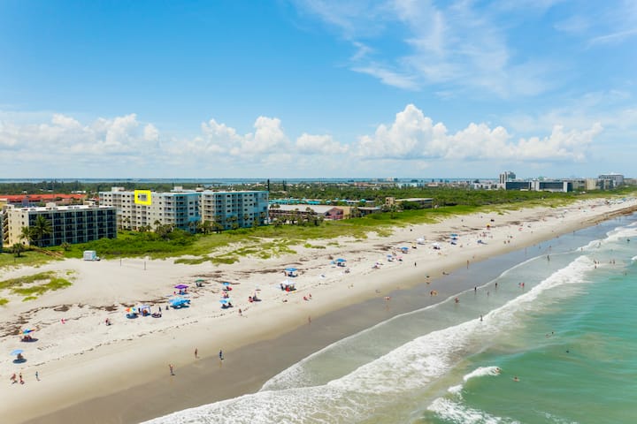 Sandcastles Direct Ocean Heated Pool Cocoa Beach!! - Cocoa Beach, FL
