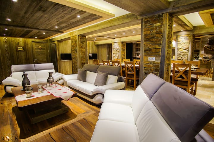 The Golden Rock - Prestigious 5 * Apartment With Jacuzzi - Full Center - 16 People - Chamrousse
