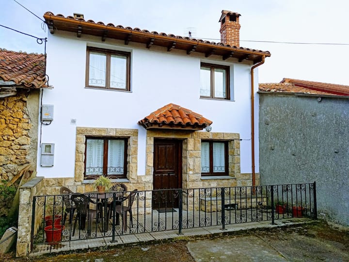 Bonita Casa En Cabanzón (Herrerías) - Cantabria