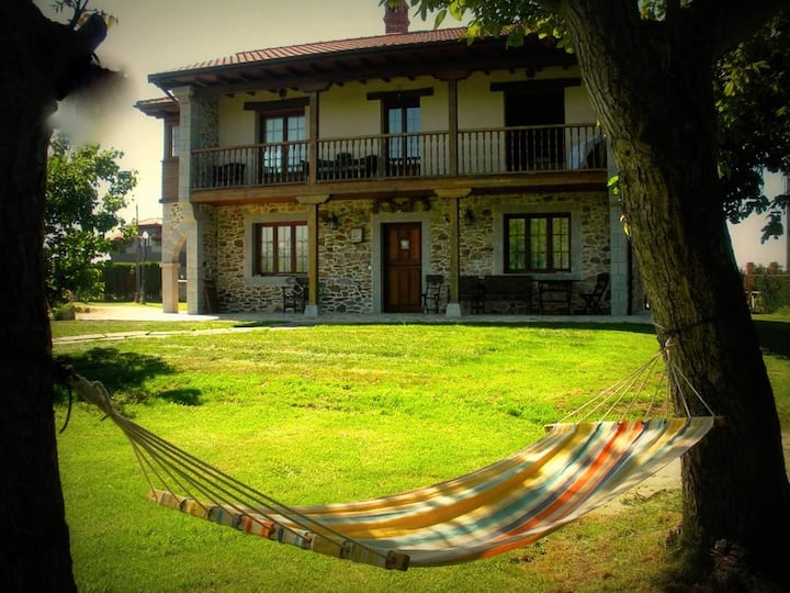 ÁNgel De Xuanín. Casa Rural #Asturias - Soto del Barco