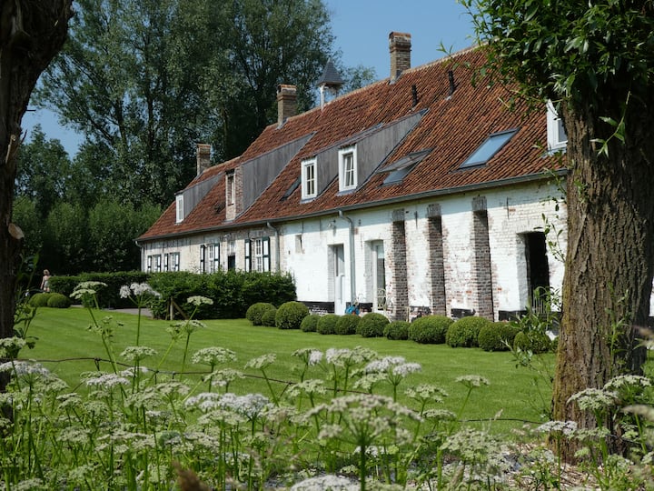 Holiday House De Swaenhoeck In Damme Next  Bruges - Beernem