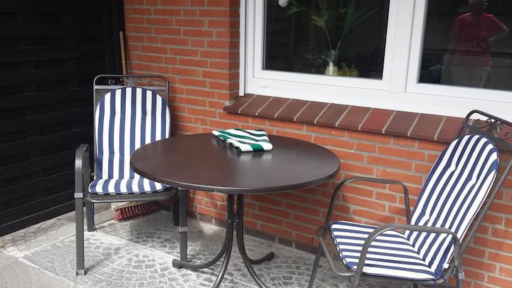 Gemütliche Ferienwohnung Im Erdgeschoss , Terrasse  In Dornumersiel  Haus Juist - Langeoog