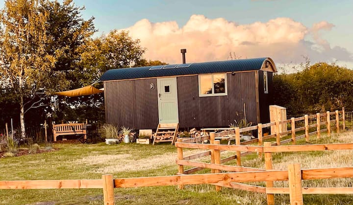 Little Ranch Glamping, Cheshire (Shepherd Huts) - Whitchurch