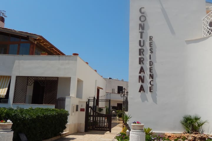 Apartamento De Residencia En El Centro Del Frente De La Hermosa Playa - San Vito Lo Capo