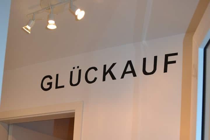 Glückauf - Welcome To Bochum! - ボーフム