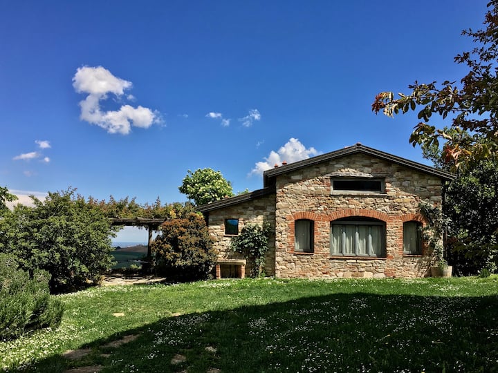 Small Stonehouse, Great Place - Province of Piacenza