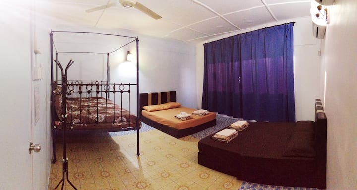 Take A Trip Bentong Homestay 1 King Bedroom B - Karak