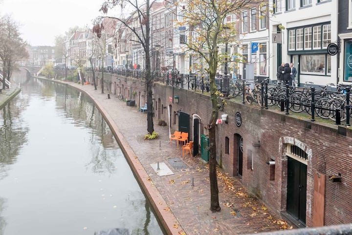 Luxurious Stay In A Historical Wharfcellar - Utrecht, Países Bajos