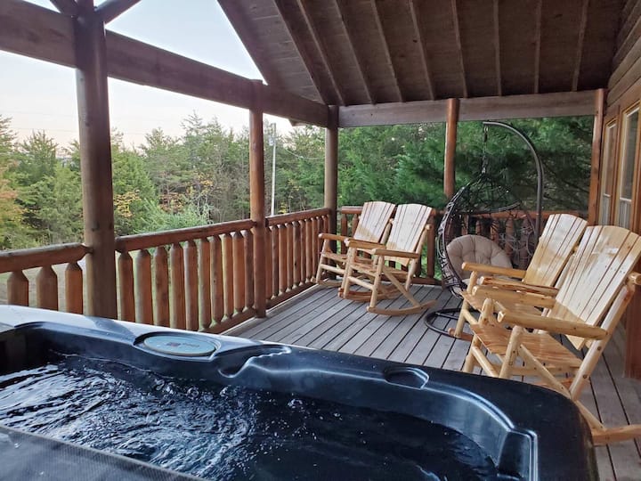 *Winter Special* 4 Bed 2 Bath Private Cabin - Douglas Lake, TN