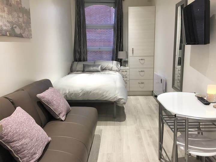 Beautiful New Studio - Close To Piccadilly & Uni's - The University of Manchester