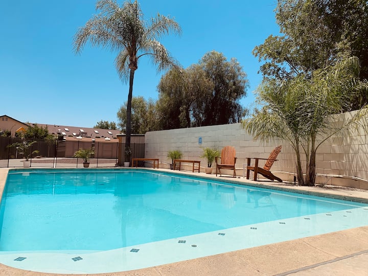 Charming Pool Home By Downtown  *Family Getaways* - Riverside, CA