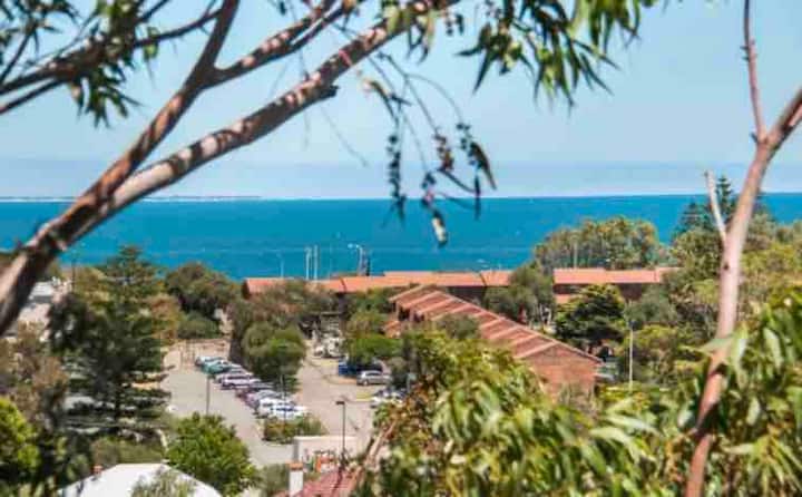 Indian Ocean Views & Pool Btw Cottesloe- Fremantle - Murdoch University