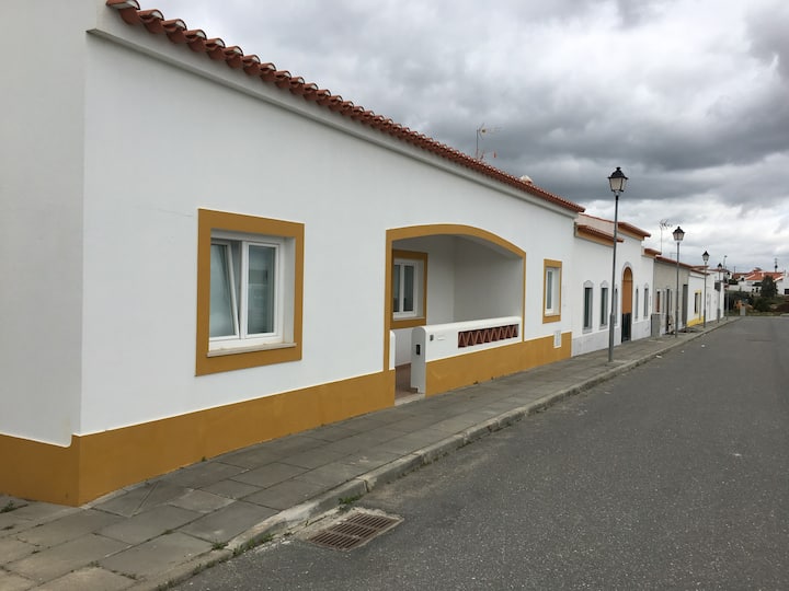 Typical House Located In Alentejo - Castro Verde