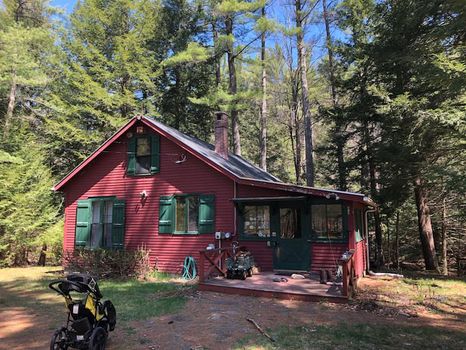 Cabins in Bennington, VT via cozycozy