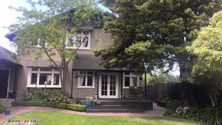 Garden Cottage - Maison Accommodarion - Palmerston North