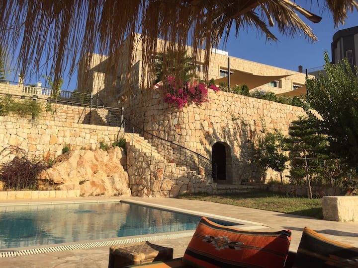 Mountain Villa With Pool 45 Mn From Beirut - Líbano