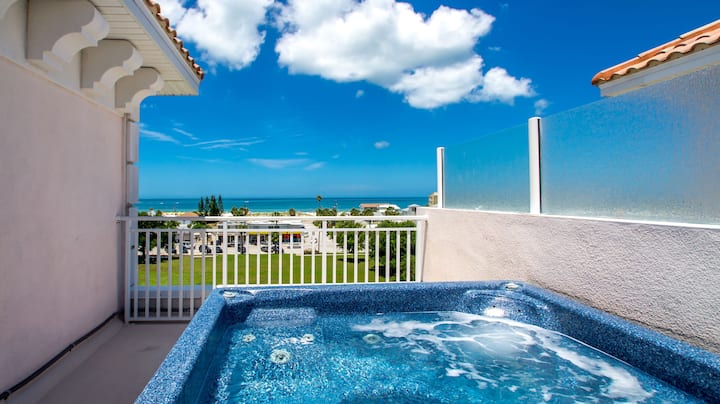 Casa Adosada De Lujo Y Familiar - Bañera De Hidromasaje En La Azotea Con Impresionantes Vistas A La Playa - Clearwater Beach, FL