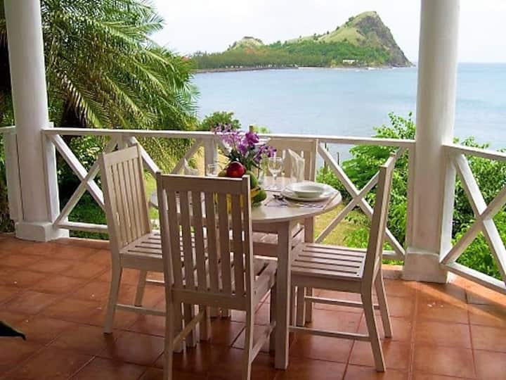 Oceandale Beachfront Apartment - Saint Lucia