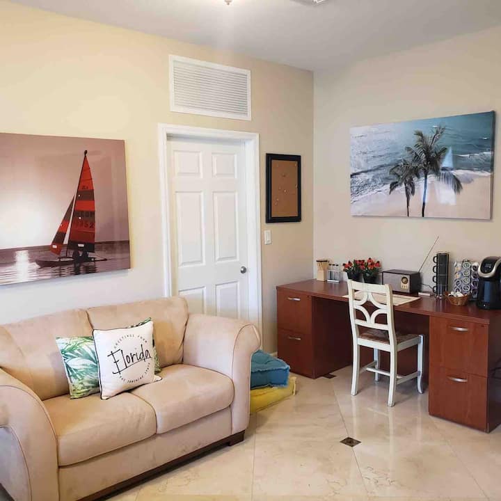 Private Guest Suite Only 30 Mins From Key Largo - Homestead