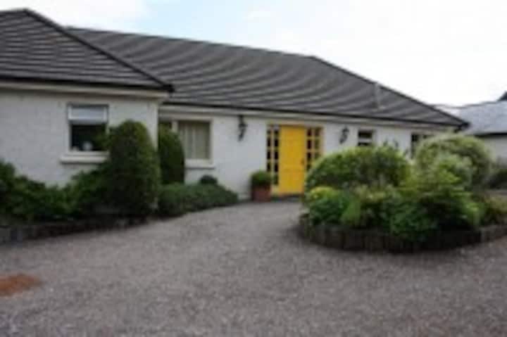 Beautiful House Private Parking 2 Mins From Centre - Kenmare