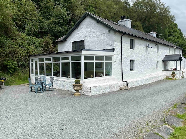 Peaceful Rural Cottage Near Betws Y Coed - Snowdonia