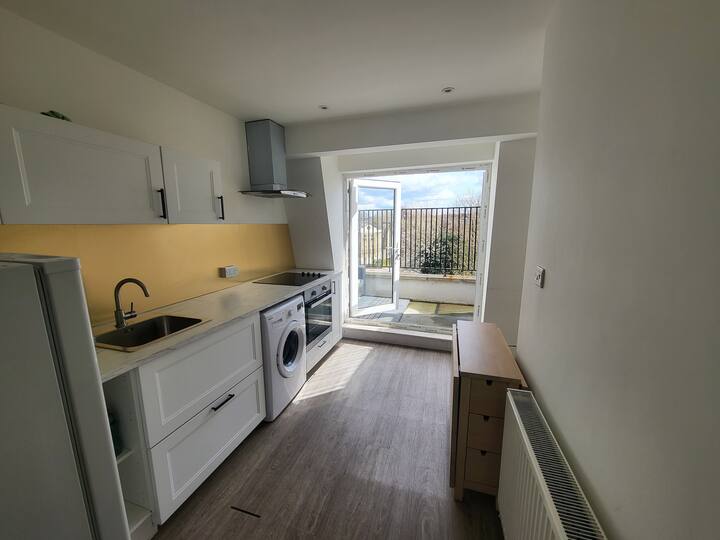 Entire flat with balcony in the heart of peckham - Bromley
