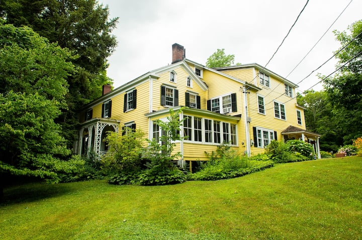 Huge Historic House On 10 Acres, 90 Mins From City - Poughkeepsie, NY