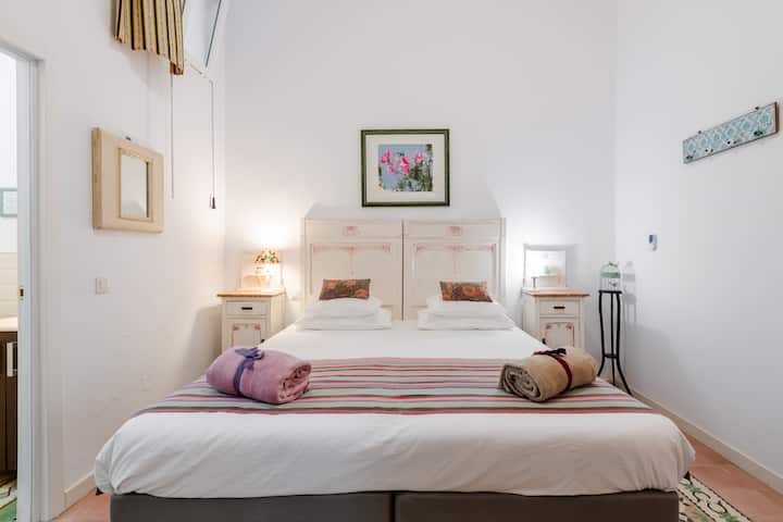 Vintage-style En Suite Room In Las Palmas Center - Las Palmas de Gran Canaria