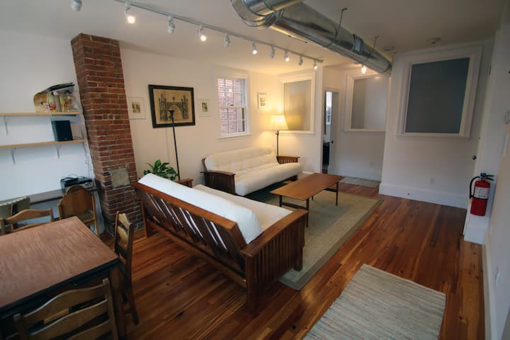 Newly-renovated, Stunning Cambridge 1br - Somerville, MA
