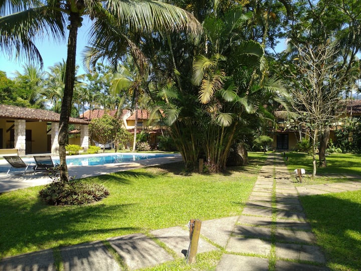 Paraty: Charming, Swimming Pool, Green, Security! - Paraty