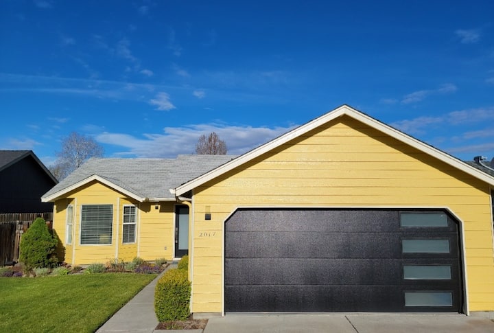 Central Oregon Vacation House - Redmond, OR
