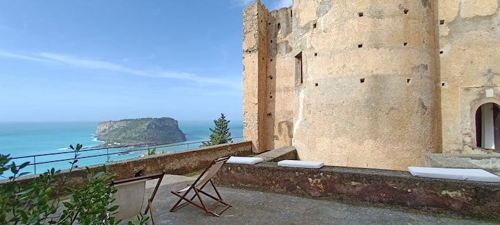 Castello Della Foresta Per 6 Persone Vista Mare - Praia a Mare