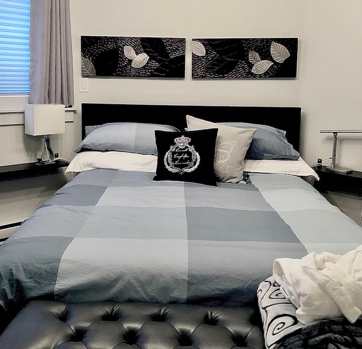 Suite Shalom 1-bedrm Ste+sunroom*private*lake*park - Abbotsford