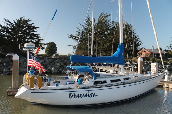 Cozy, Private, 38' Waterfront Sailboat Adventure. - Eureka, CA