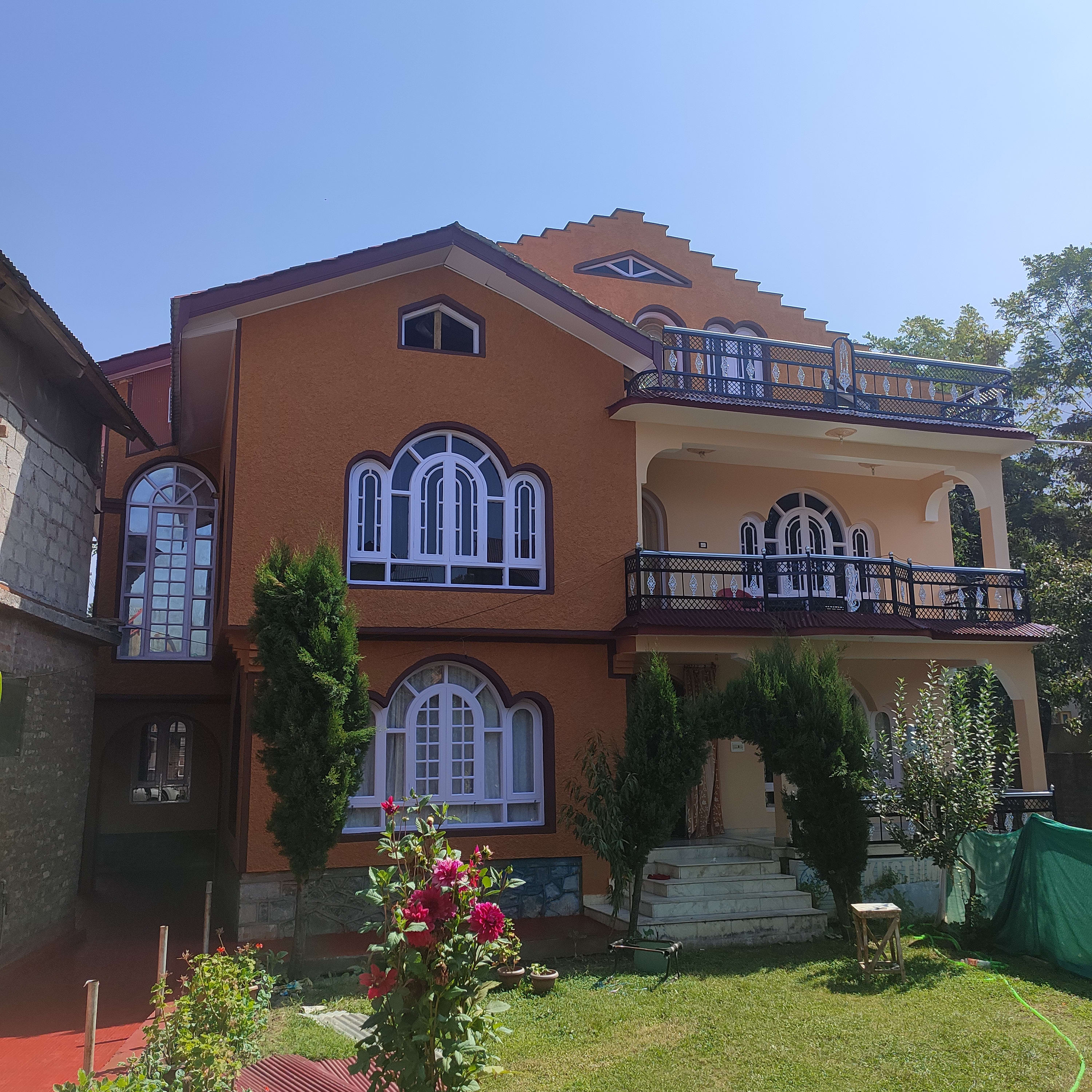 New Urban Den Cottage - Srinagar