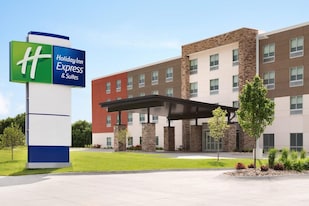 Holiday Inn Express And Suites Middletown - Goshen - Goshen, NY