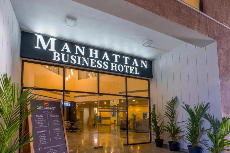 Manhattan Business Hotel - 馬利