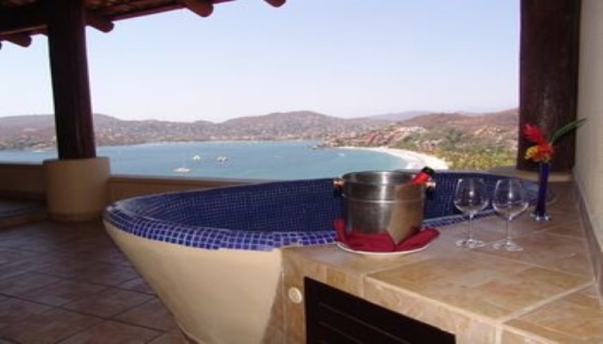 La Escollera Suites Adults Only - Zihuatanejo