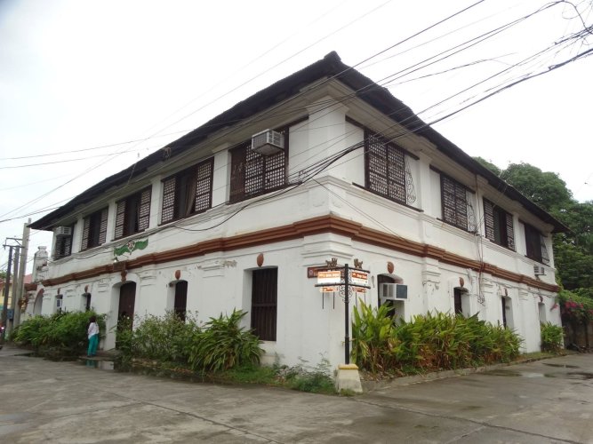 Villa Angela Heritage House - Bantay